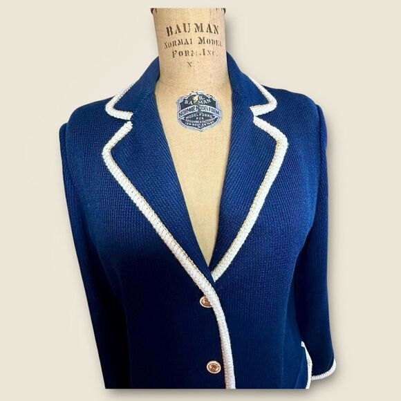 Vintage 70s ACT III Lightweight Navy Blazer with white and gold trim size small - Picture 4 of 13